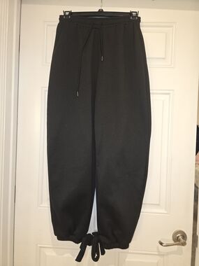 SHEIN Black Drawstring Hem Jogger Pants